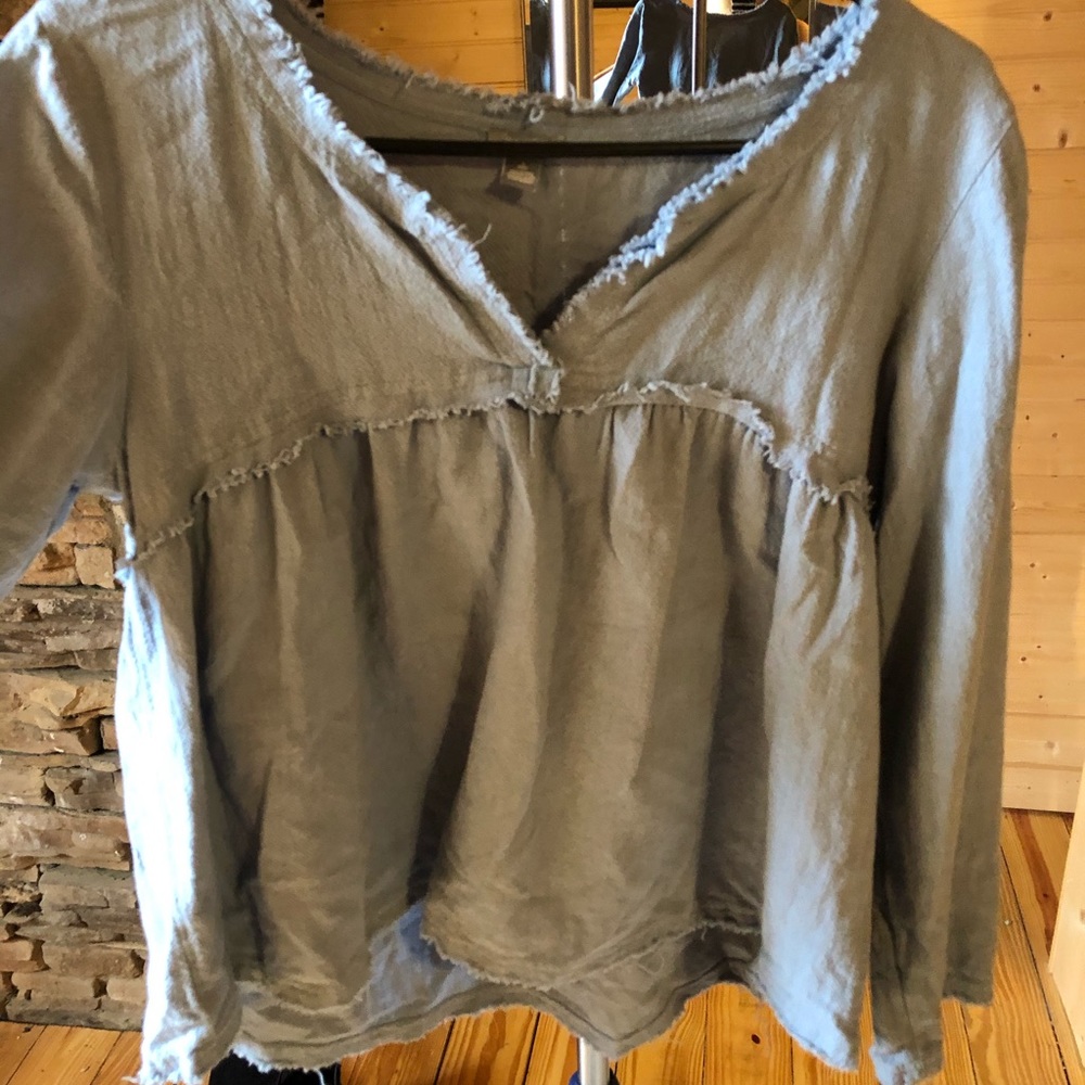 Aerie shirt